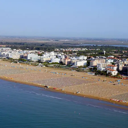 Beautiful In With Beach Place Included 아파트